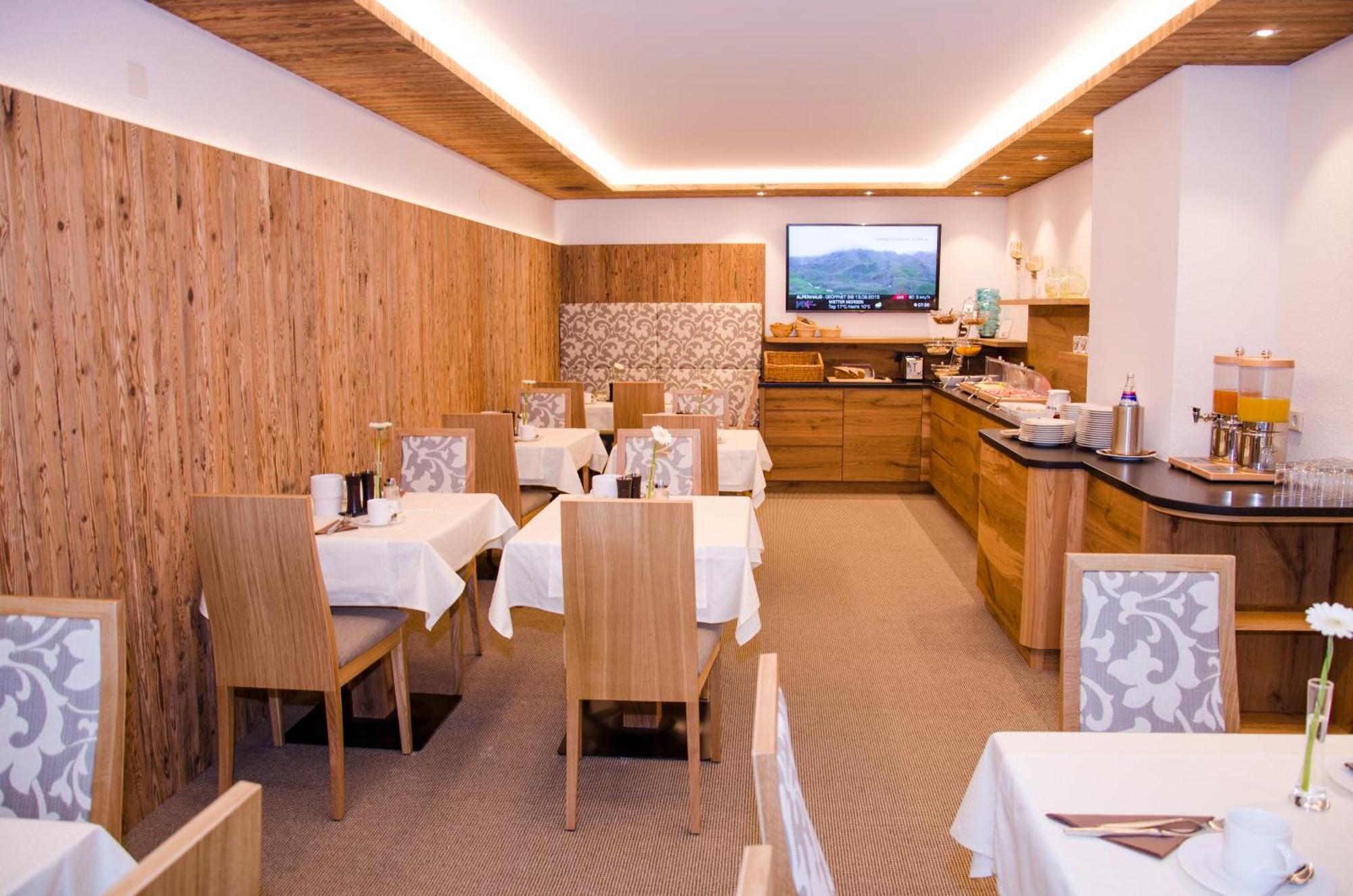 Hotel Garni Mirabell Ischgl Exteriör bild